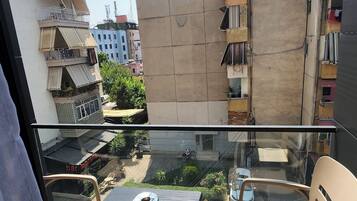 Apartment, 1 Schlafzimmer, Balkon | Ausblick vom Zimmer