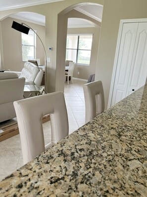 Interior - 6454 Charming home on golf course  (Bradenton)