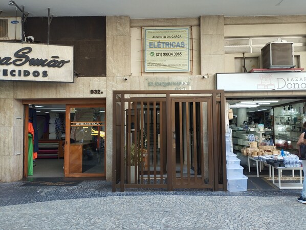 Exterior detail - 5 minutes from Leblon Beach | AP204 (Rio de Janeiro)
