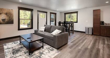 Newly Constructed Apartment in Prime Location!