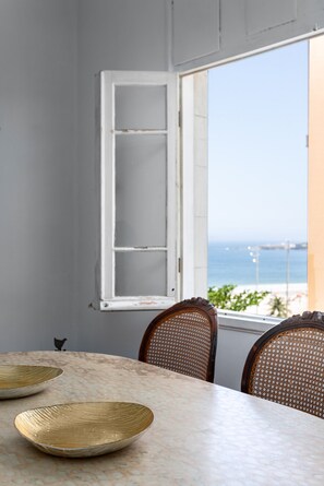Dining - Sea view, 50 metres from the beach | BI701 (Rio de Janeiro)