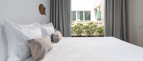 2 slaapkamers, een strijkplank/strijkijzer, gratis wifi, beddengoed
