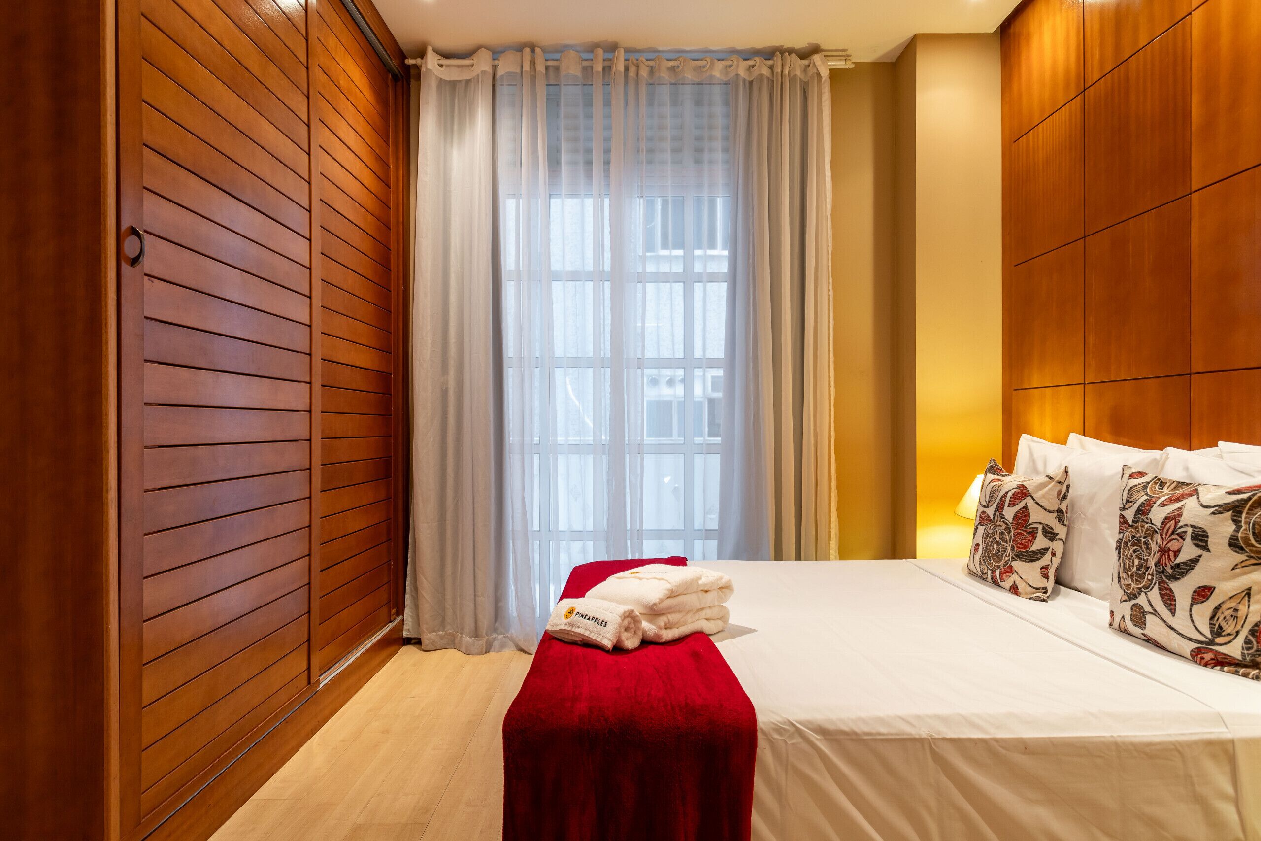 1 chambre, fer et planche à repasser, Wi-Fi gratuit, draps fournis