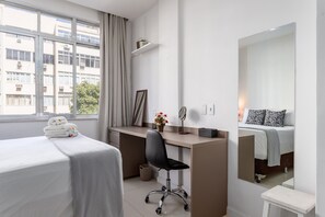 1 chambre, fer et planche à repasser, Wi-Fi gratuit, draps fournis