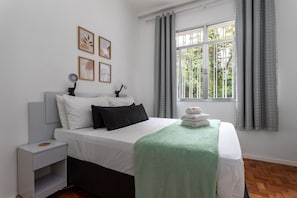 1 Schlafzimmer, Bügeleisen/Bügelbrett, Reisekinderbett, kostenloses WLAN