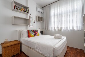 2 chambres, fer et planche à repasser, lit parapluie, Wi-Fi gratuit