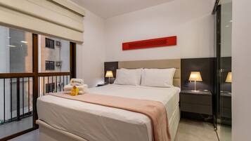 2 quartos, berço de viagem, Wi-Fi de cortesia, roupa de cama