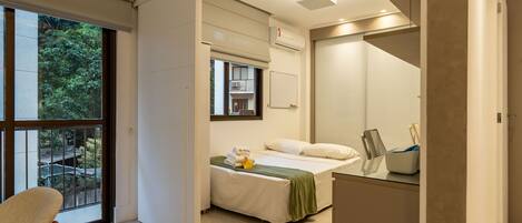 2 Schlafzimmer, Reisekinderbett, kostenloses WLAN, Bettwäsche