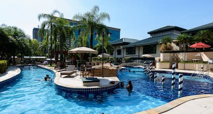 Suite, pool and gym | BPremium T3 Z10