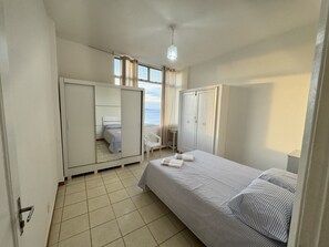 2 bedrooms, bed sheets