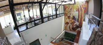 HOTEL LA POSADA DEL REY