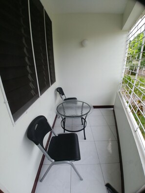 Terrace/patio - Camperdown Place (Kingston)