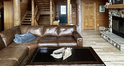 DO NOT BOOK. Stupid VRBO website does not let me cancel this ad