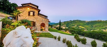 Villa Destino, Luxury Italian Villa in Umbria