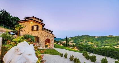 Villa Destino, Luxury Italian Villa in Umbria