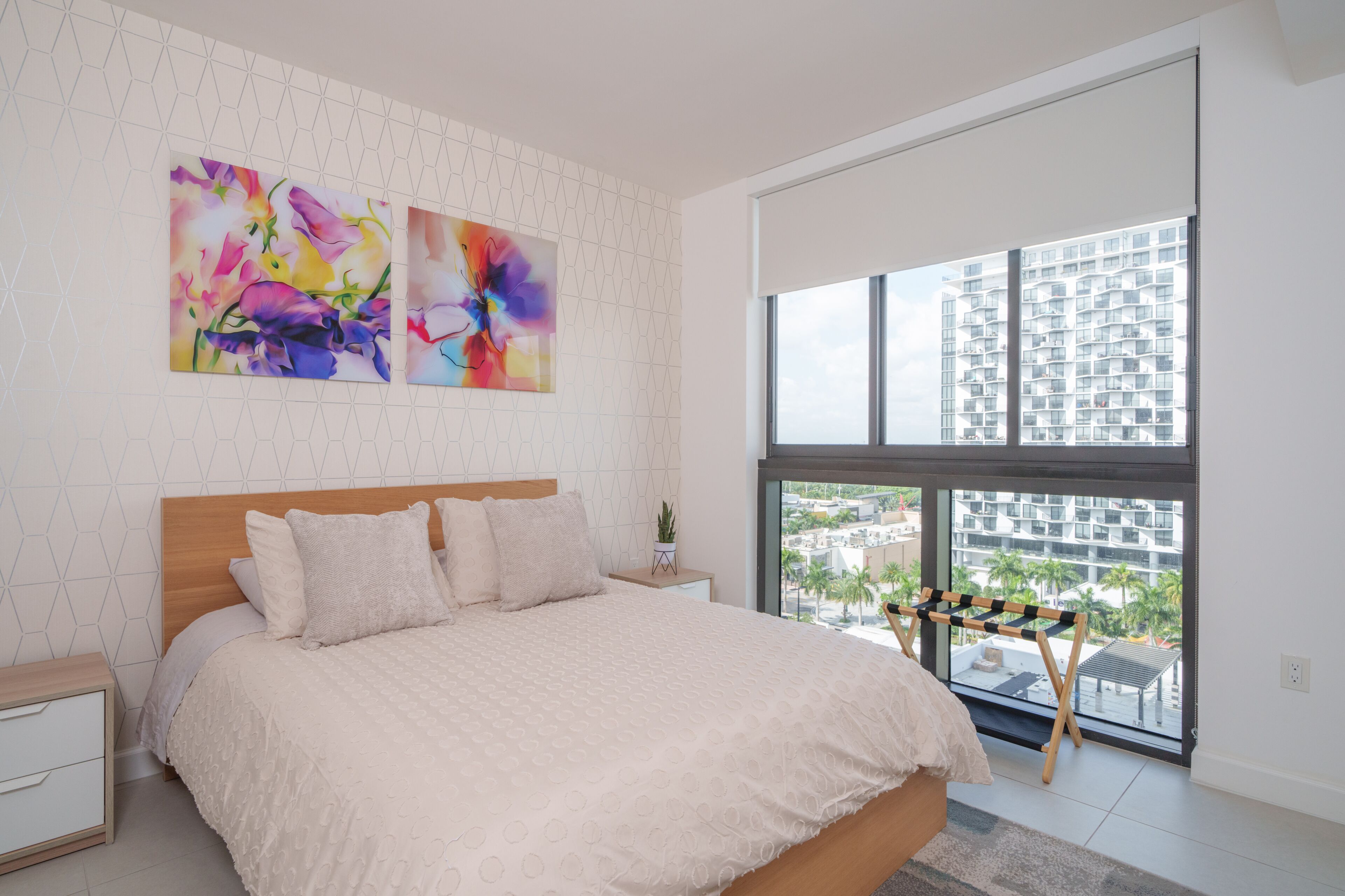 2 bedrooms, desk, iron/ironing board, WiFi (free)