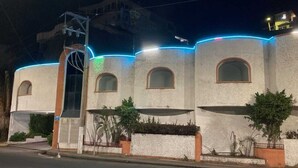 Front of property - Hotel Oasis Acapulco (Acapulco)