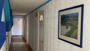 Hallway - Hotel Oasis Acapulco (Acapulco)