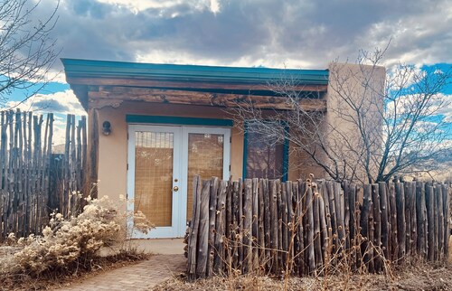 Taos Mountain Views Cozy Home Special Rates