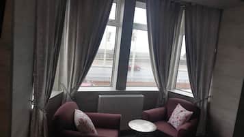 Luxury Double Room, Sea View | In-room safe, iron/ironing board