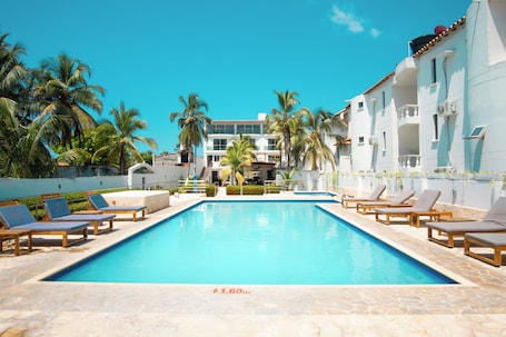 Fachada de la propiedad. Hotel Caribe Coveñas