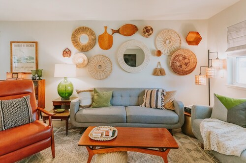 Coastal Charm - close to the beach & downtown Ocean Springs! With golf cart!!!