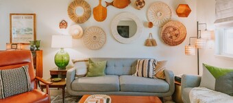 Coastal Charm - close to the beach & downtown Ocean Springs! With golf cart!!!