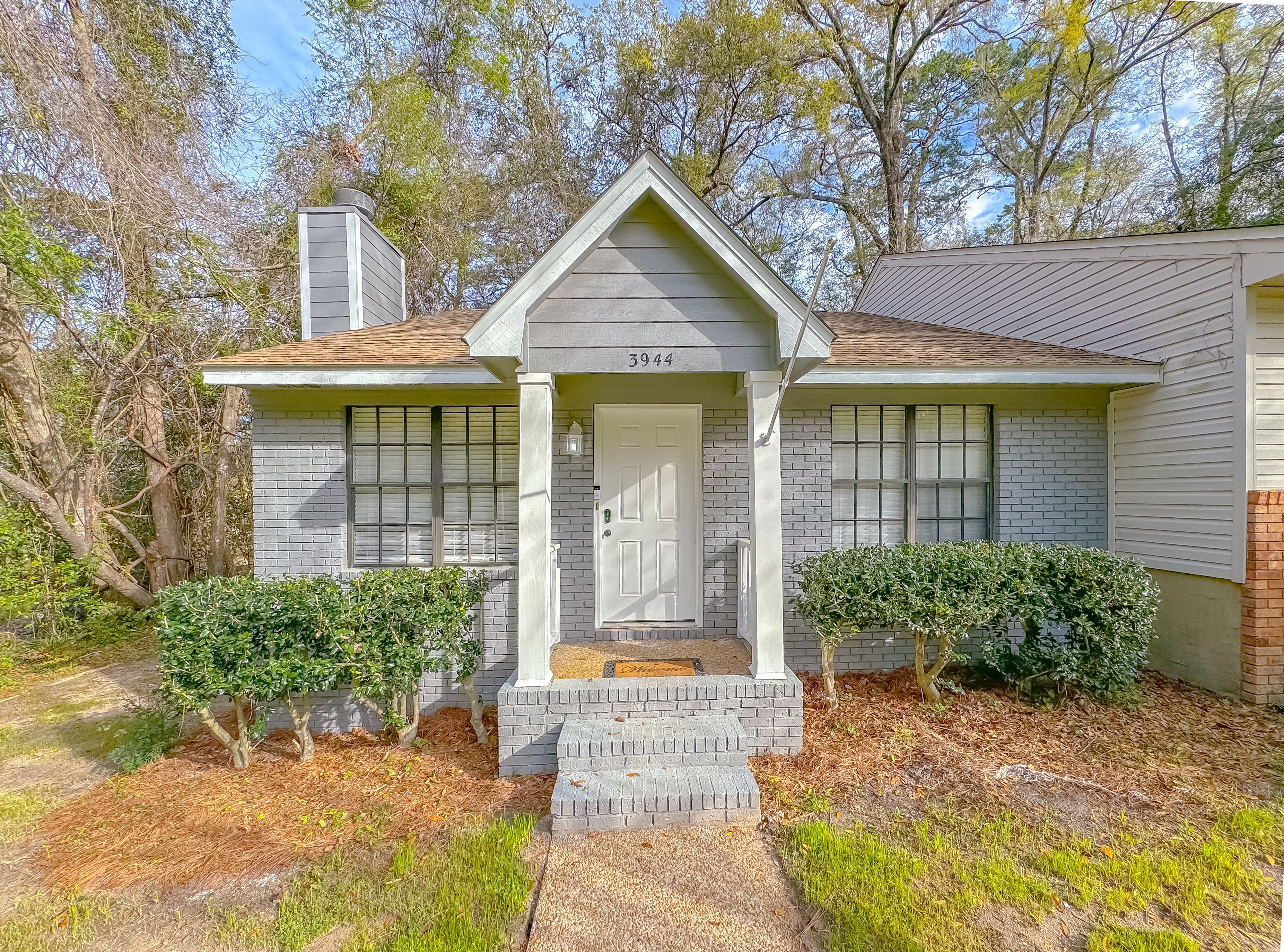 Cozy 2-bedroom villa in amazing Tallahassee with WiFi! 