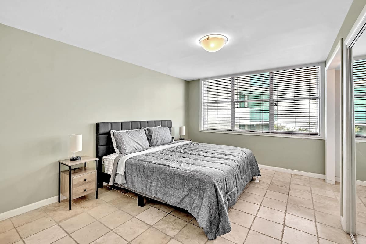 Chambre | 1 chambre, fer et planche à repasser, accès au Wi-Fi (inclus)