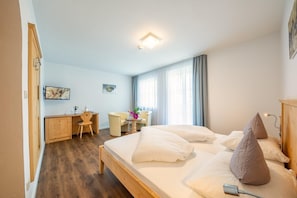 Chambre Double Confort, vue montagne