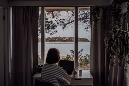 Blue Lagoon Beach House - Absolute Beachfront! Dodges Ferry