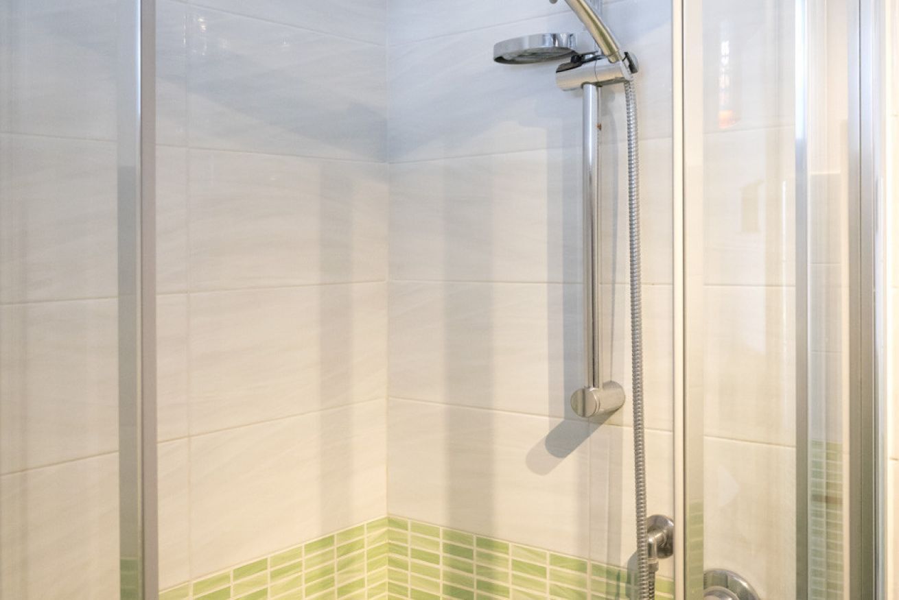 Doccia, bidet, asciugamani
