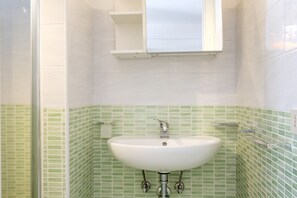 Doccia, bidet, asciugamani