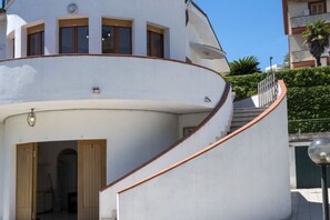 Exterior - M378 - Marcelli, three-room apartment with balcony and parking (Marcelli)