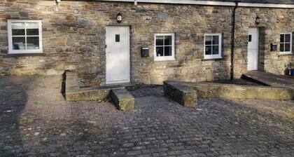 Traditional luxury Welsh barn holiday cottage