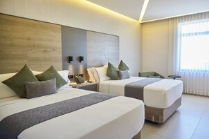 Habitación estándar, 2 camas dobles | 1 dormitorio, ropa de cama de alta calidad, edredones de plumas