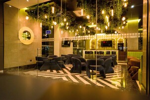 Bar (in der Unterkunft)