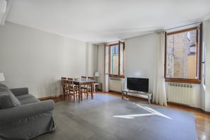 TV - Santa Croce 2 bedroom (Firenze)