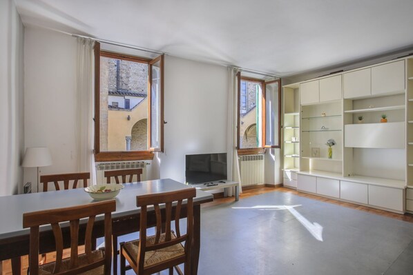 Dining - Santa Croce 2 bedroom (Firenze)