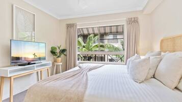 1 soverom, strykejern/-brett, reiseseng for barn og wi-fi