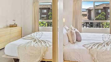 1 bedroom, desk, iron/ironing board, WiFi