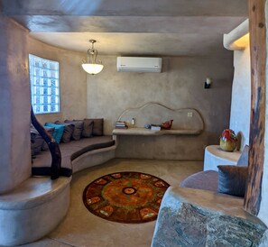 Signature Suite | Living area