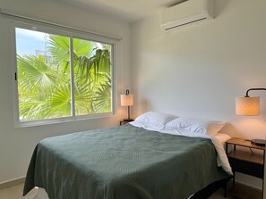 2 chambres, rideaux occultants, fer et planche à repasser, Wi-Fi gratuit