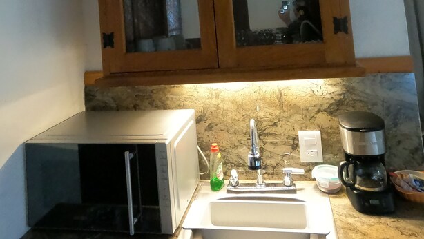 Deluxe tweepersoonskamer | Luxe beddengoed, donsdekens, gratis wifi, individueel gedecoreerd