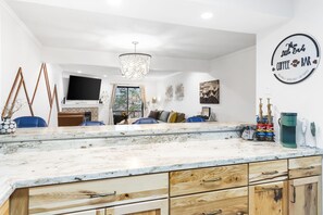 Interior - 15% Off Pet-Friendly Condo at Pointe Royale water view and West Elm furniture!
(Branson)