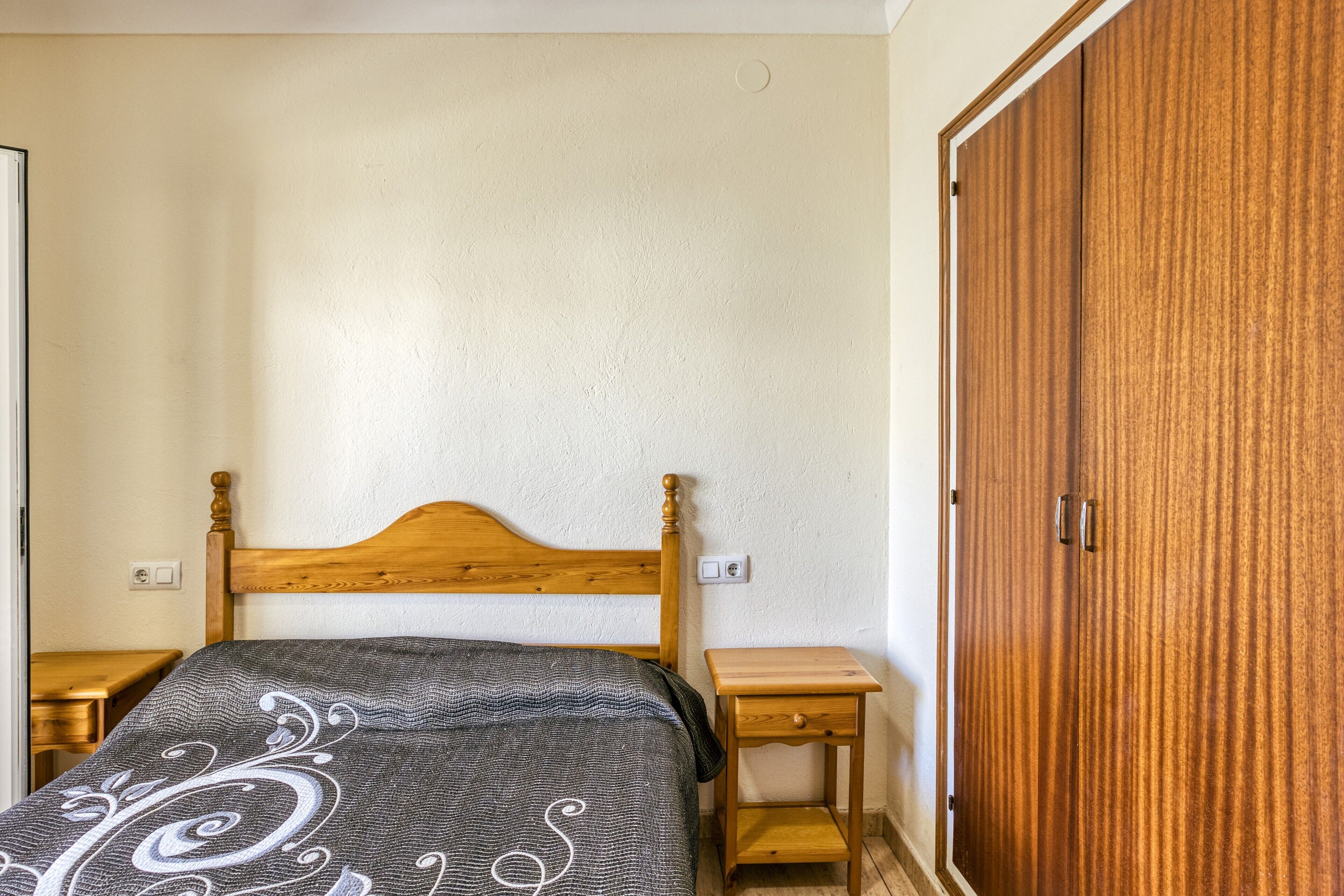 3 habitaciones, wifi gratis y ropa de cama 