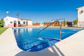 Pool - Holiday Home 'Casa Rural Carmo' with Private Pool, Wi-Fi and Air Conditioning (Carmona)