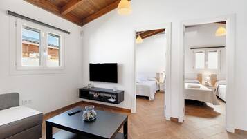 2 Schlafzimmer, BĂŒgeleisen/BĂŒgelbrett, kostenloses WLAN, BettwĂ€sche