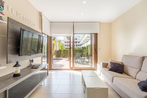 TV - Apartment 'Terrazas de Campoamor Sunrise' with Private Terrace, Wi-Fi and Air Conditioning (Orihuela)