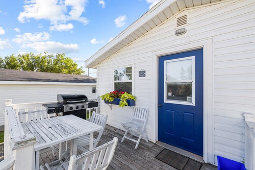 Red Sands, Spacious, 2 BRs, Living Room, Full bathroom & a Patio